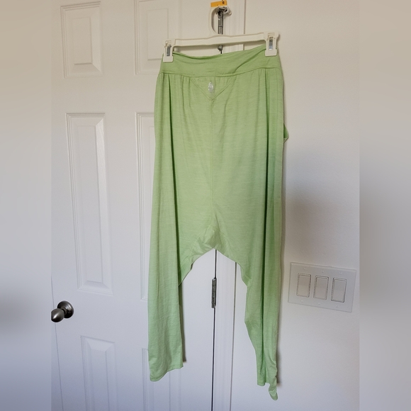 FP Movement Diya Harem Pants- Lemon Grass {NWT} - Picture 4 of 6